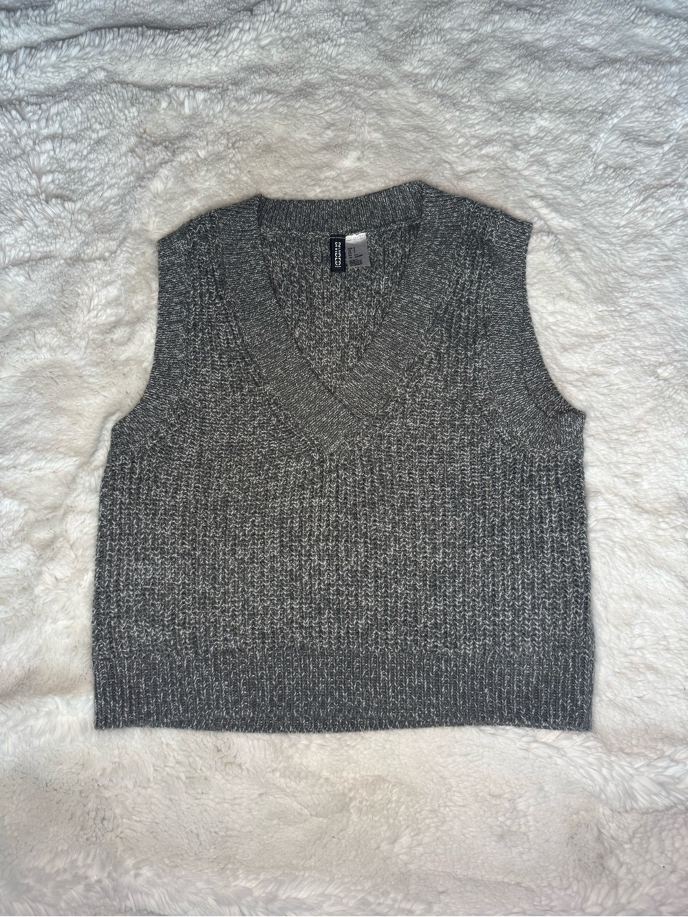 H&M Gray Knit Sweater Vest